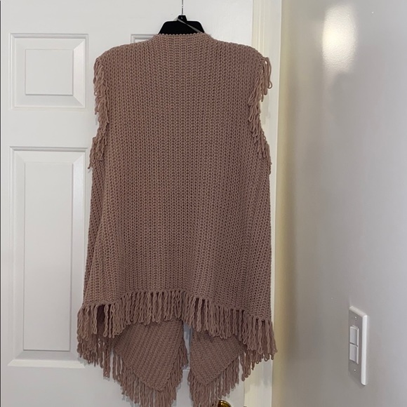 Knitted vest bought from lizard thicket - Picture 2 of 2